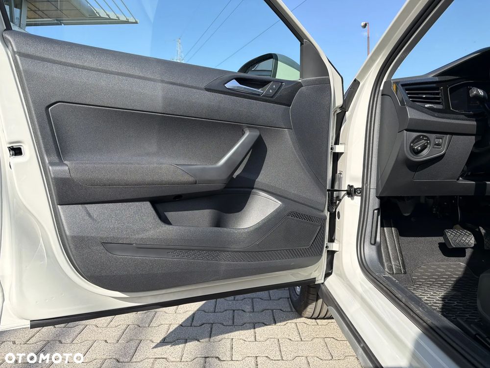 Volkswagen Taigo - 11