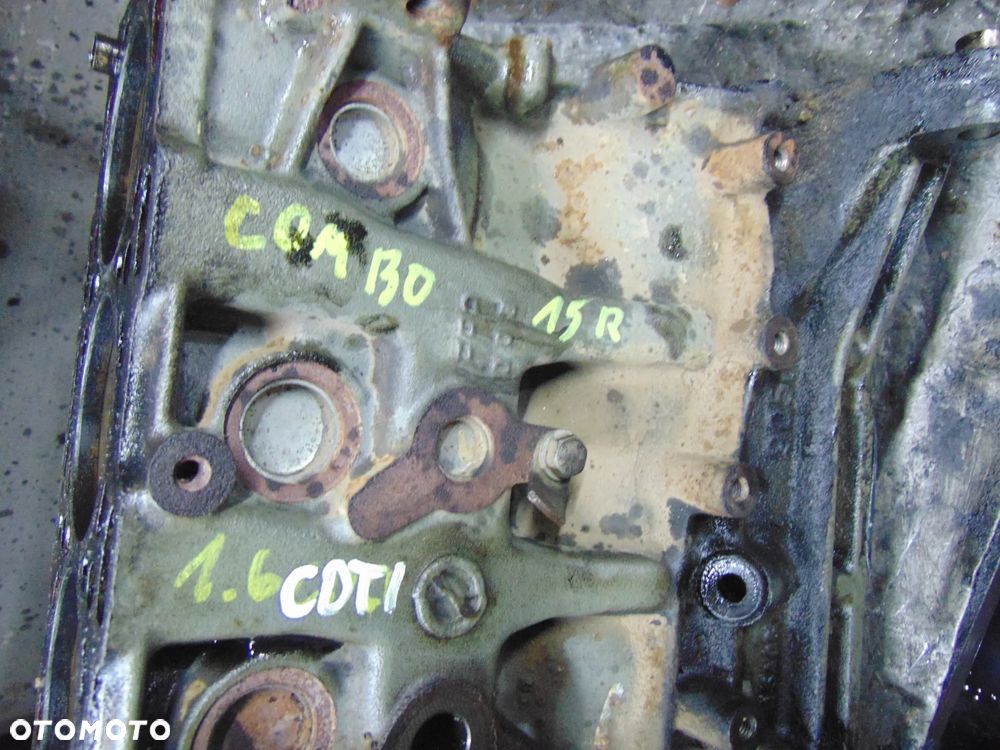 Blok silnika Opel Combo D 1,6 CDTI