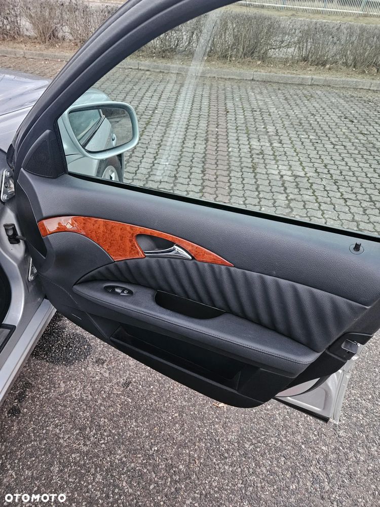 Mercedes-Benz Klasa E 280 CDI 4-Matic Avantgarde - 25
