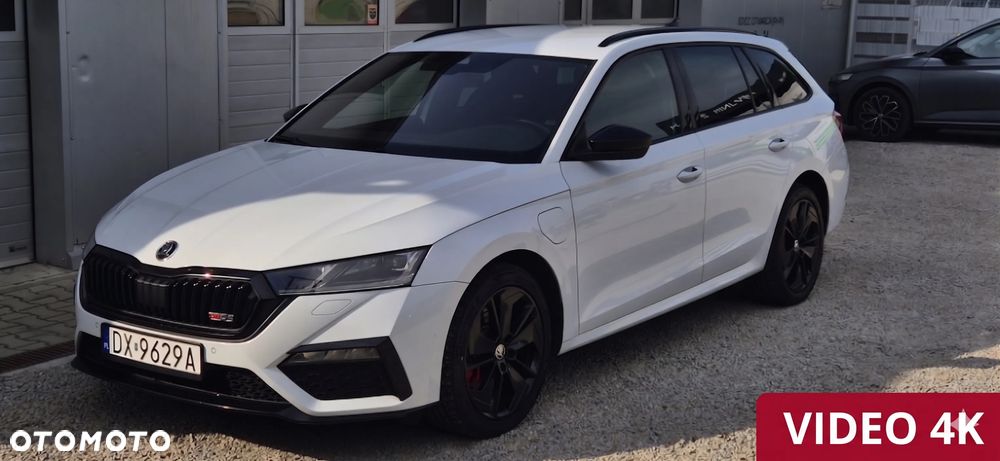 Skoda Octavia 1.4 TSI DSG RS First Edition - 2