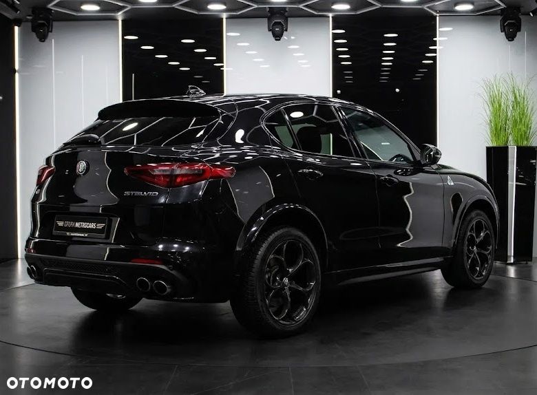 Alfa Romeo Stelvio 2.0 Turbo Veloce Q4 - 6