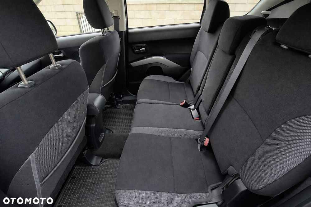 Mitsubishi Outlander 2.0 DID Intense - 8