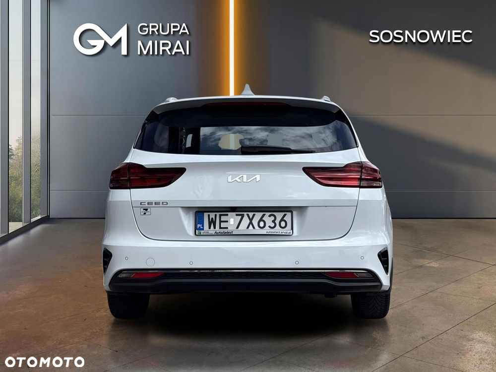 Kia Ceed 1.5 T-GDI M - 4