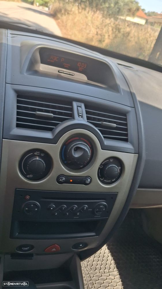 Renault Mégane Break 1.5 dCi Dynamique - 17