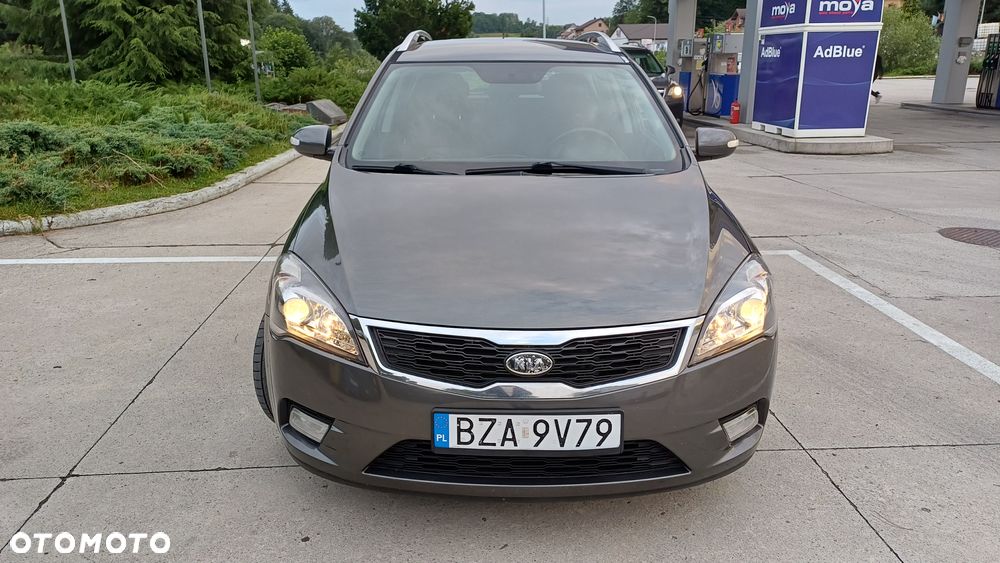 Kia Ceed - 3