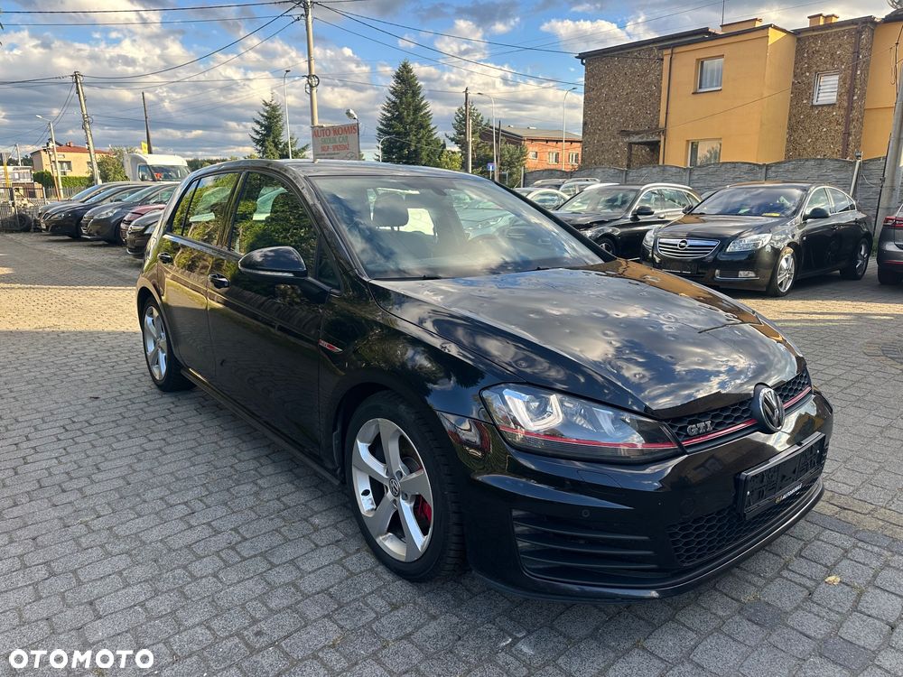 Volkswagen Golf GTI BlueMotion Technology - 4