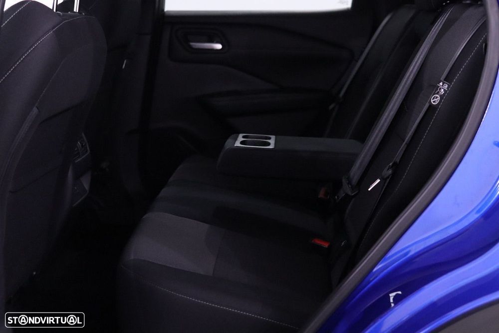 Nissan Qashqai 1.3 DIG-T N-Connecta - 24