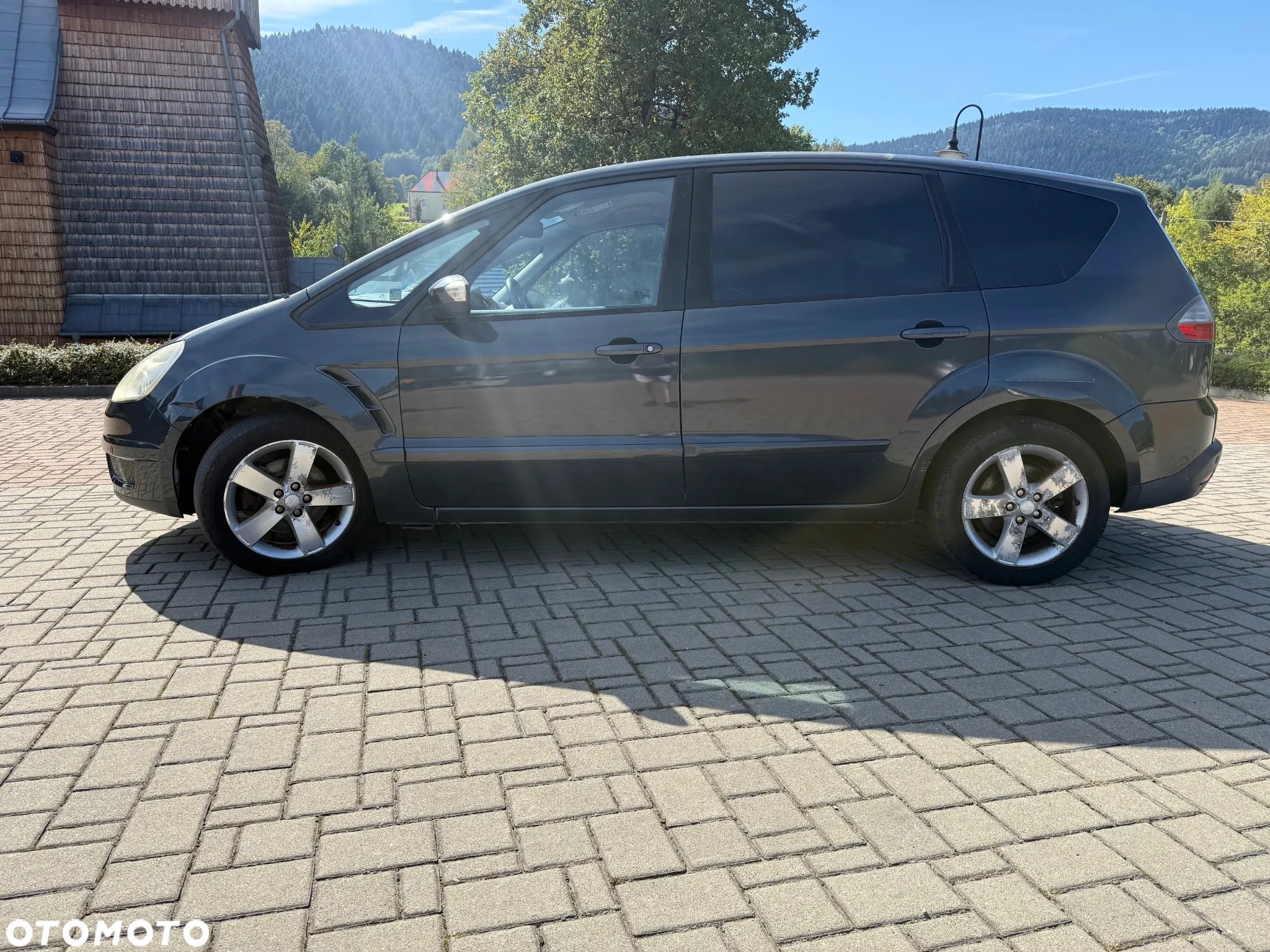 Ford S-Max 2.0 TDCi DPF Titanium - 4