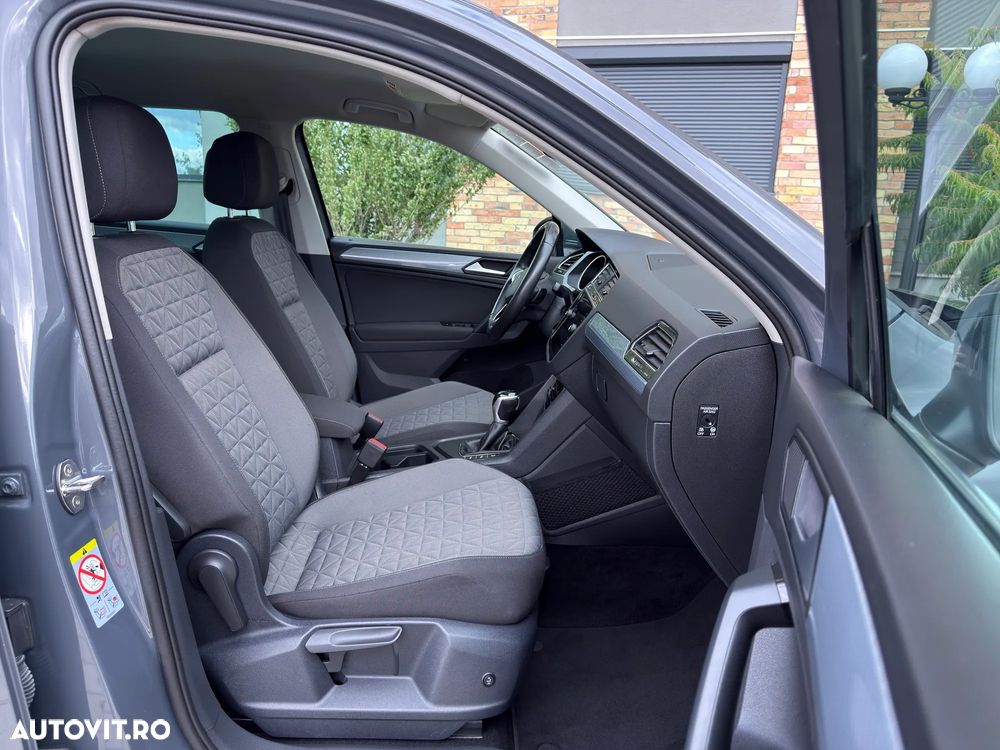 Volkswagen Tiguan - 11