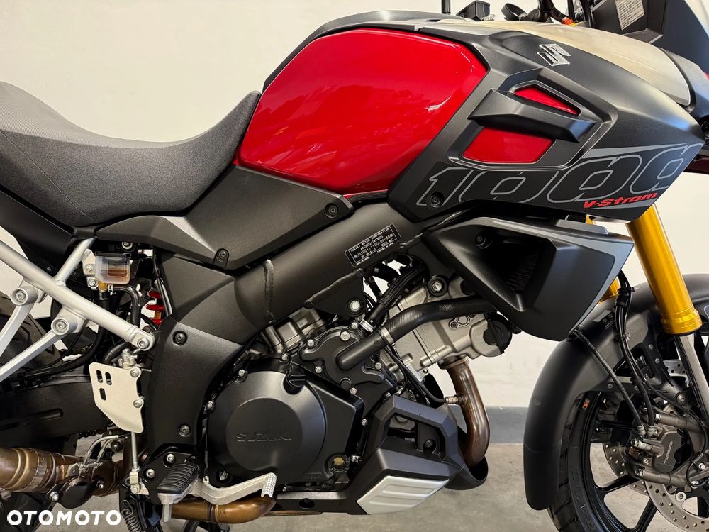 Suzuki V-STROM - 19