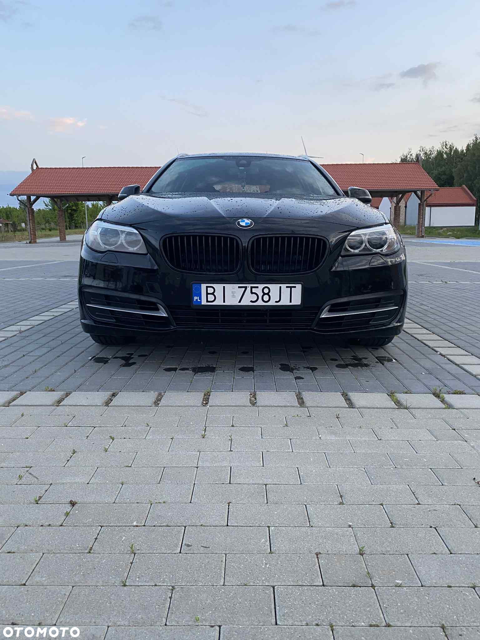 BMW Seria 5 520d Touring - 2