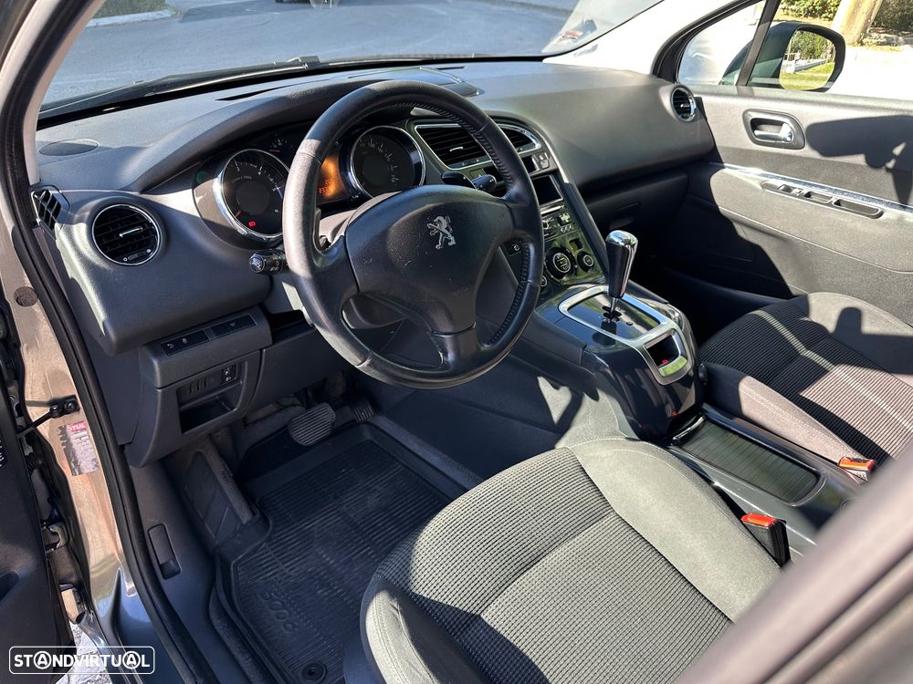 Peugeot 5008 1.6 E-HDi 7L Allure 2-Tronic - 27