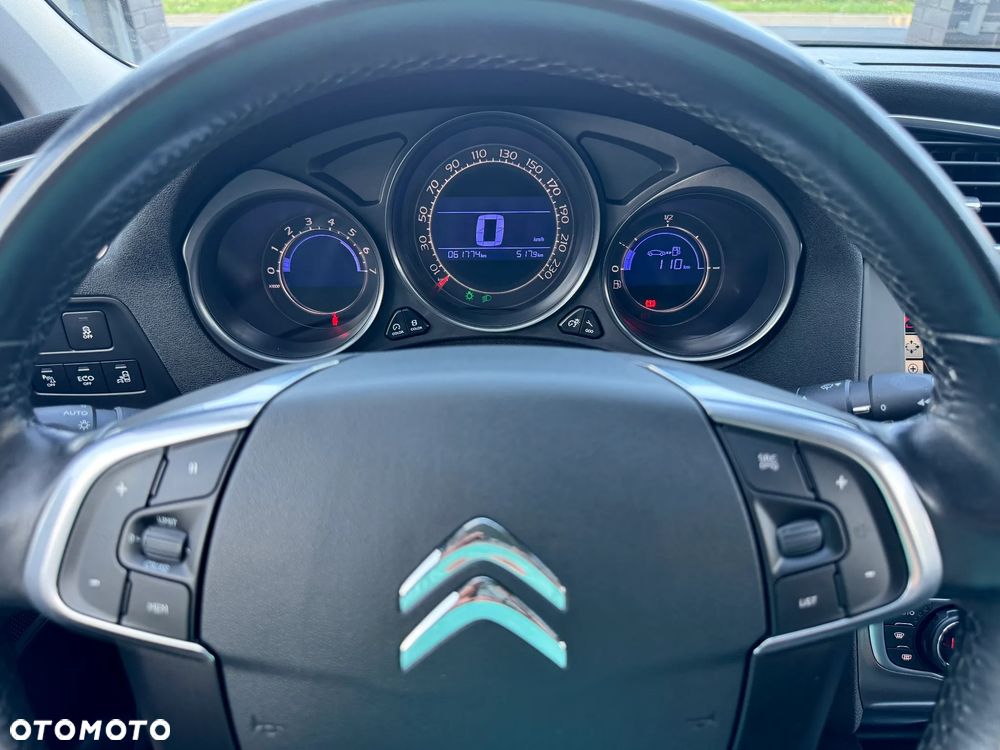 Citroën C4 HDi 150 Exclusive - 18