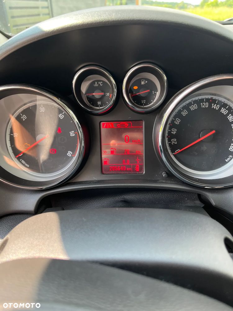 Opel Astra - 11