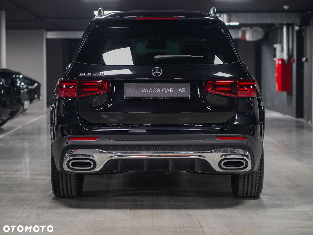 Mercedes-Benz GLB 200 AMG Line 7G-DCT - 5