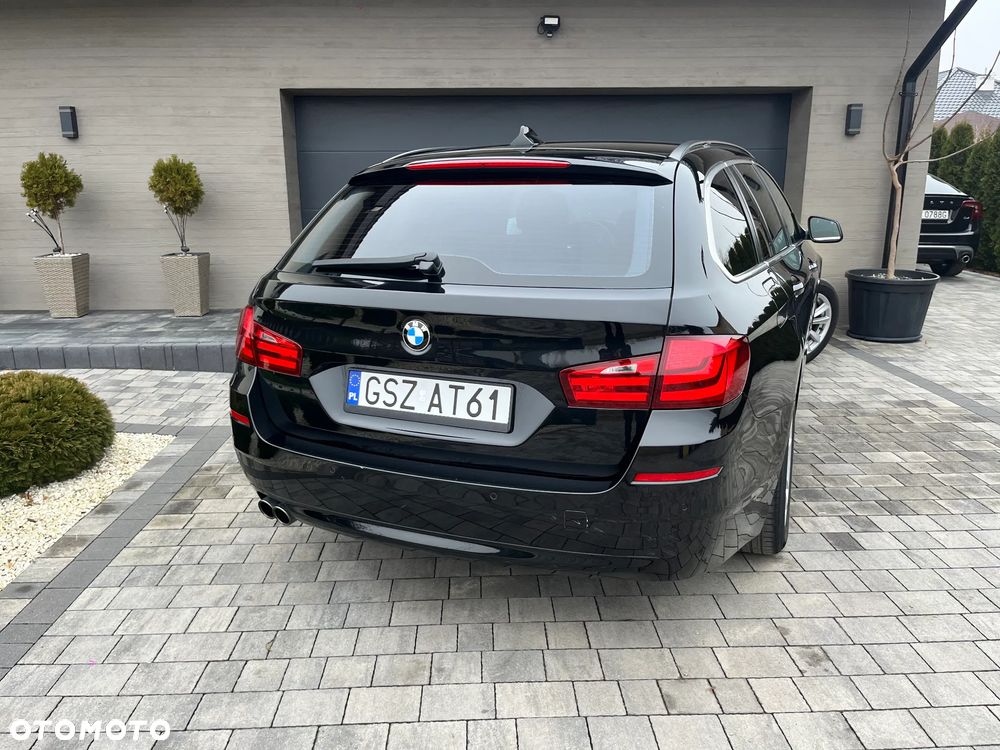 BMW Seria 5 525d Touring - 3