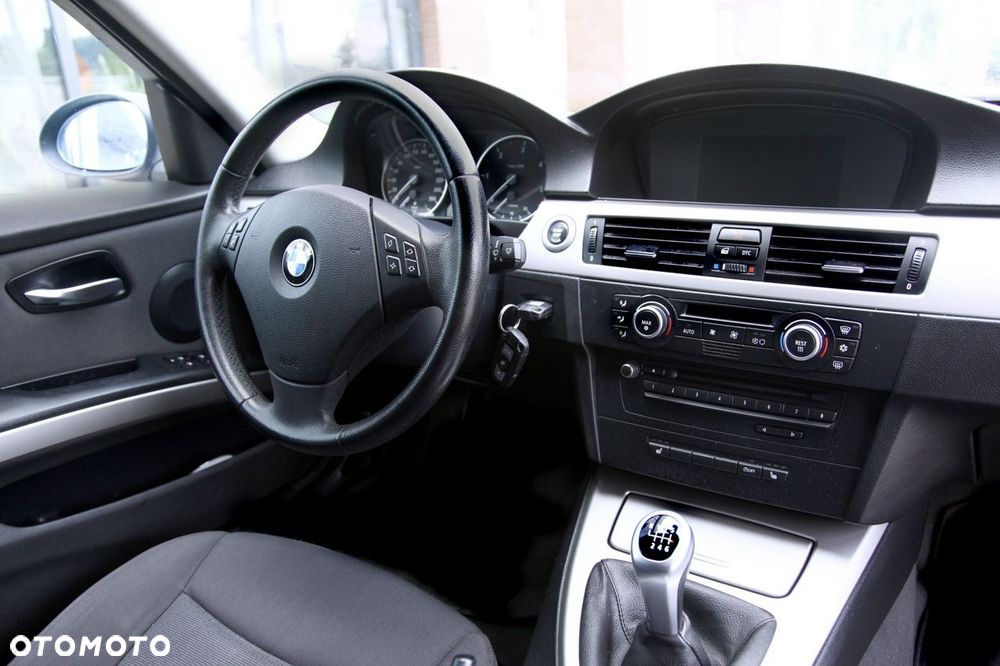 BMW Seria 3 - 12