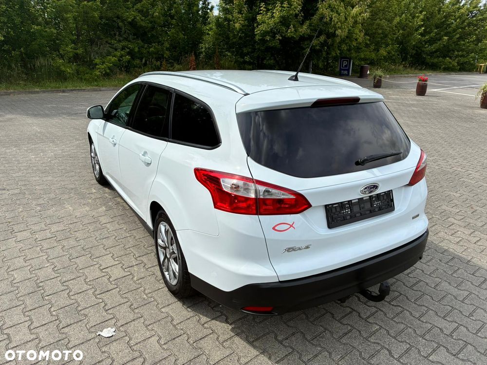 Ford Focus 1.6 TDCi DPF Start-Stopp-System SYNC Edition - 10