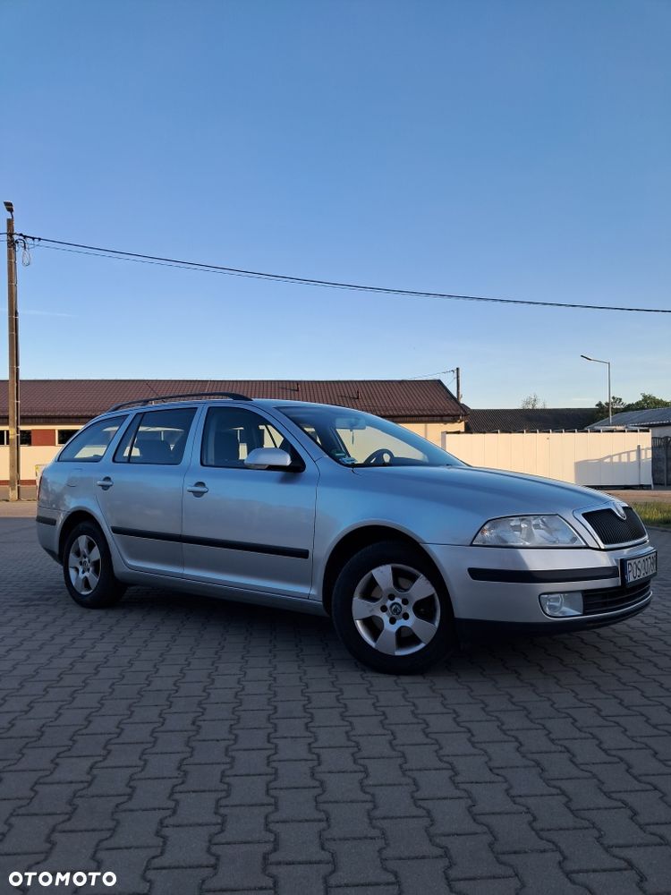 Skoda Octavia - 2