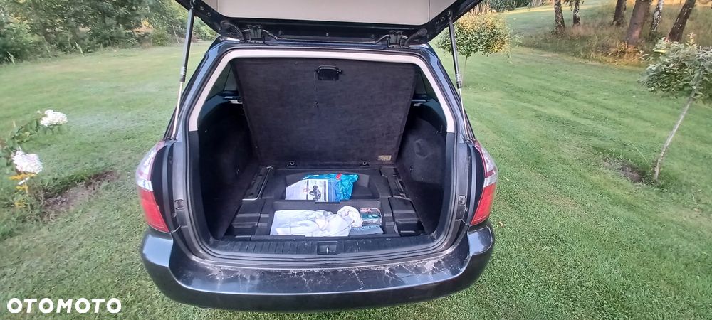 Subaru Legacy 2.0R Trend - 13