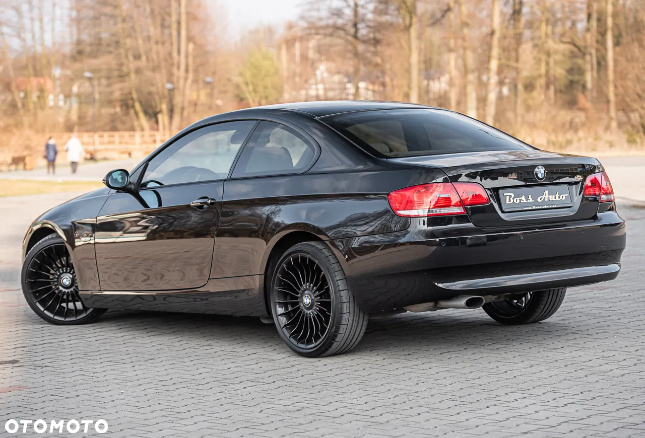 BMW Seria 3 320i Coupe Edition Exclusive - 9