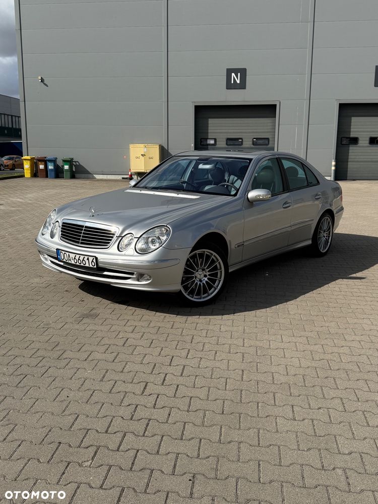 Mercedes-Benz Klasa E - 1