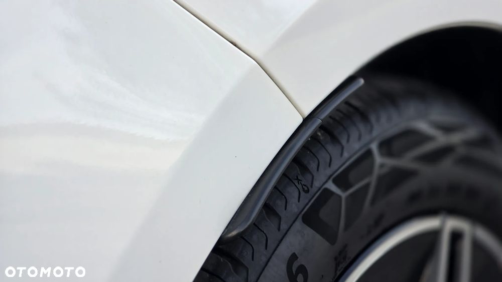 Mercedes-Benz CLA 200 AMG Line 7G-DCT - 32