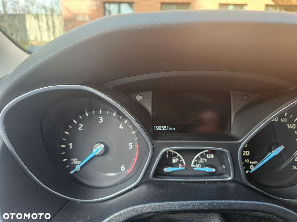 Ford Focus 1.5 TDCi DPF Start-Stopp-System Titanium - 16