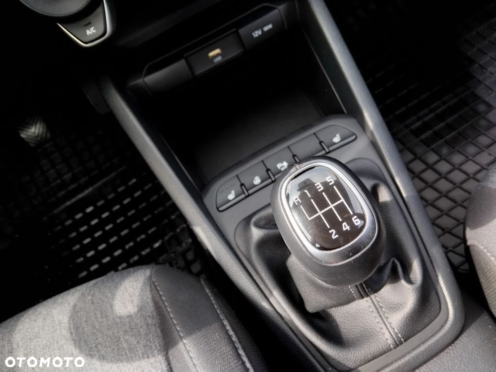 Kia Stonic 1.0 T-GDI M - 13