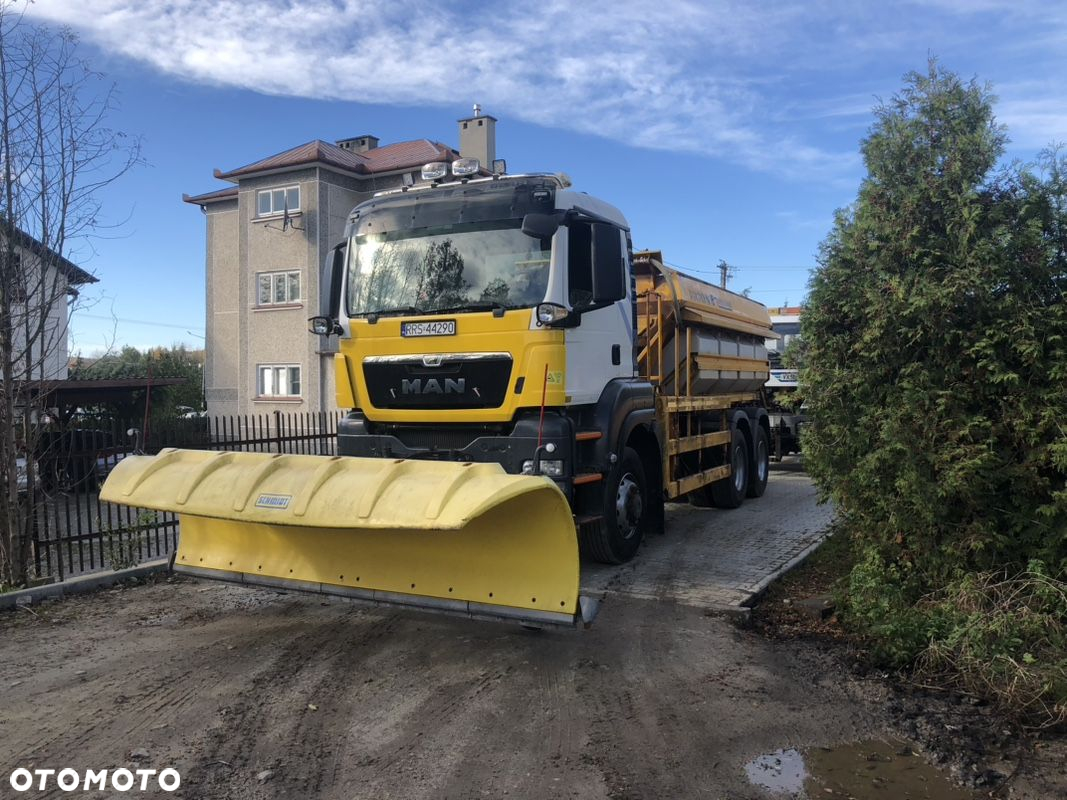 MAN TGS 26.320 6x6BB piaskarka solarka - 6