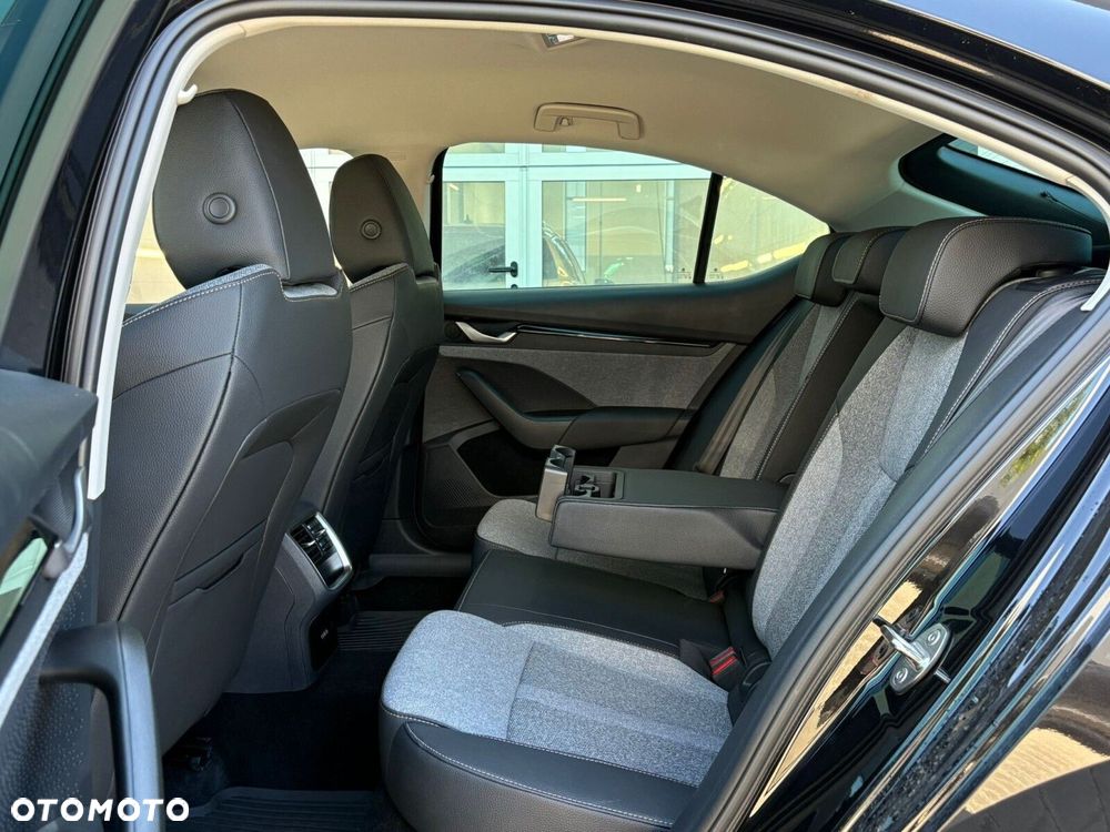 Skoda Octavia 1.5 TSI mHEV Edition 130 Selection DSG - 16