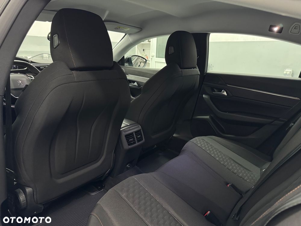 Peugeot 508 BlueHDi 130 EAT8 Active - 21