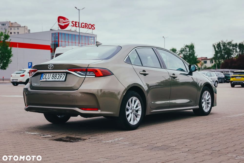 Toyota Corolla - 5