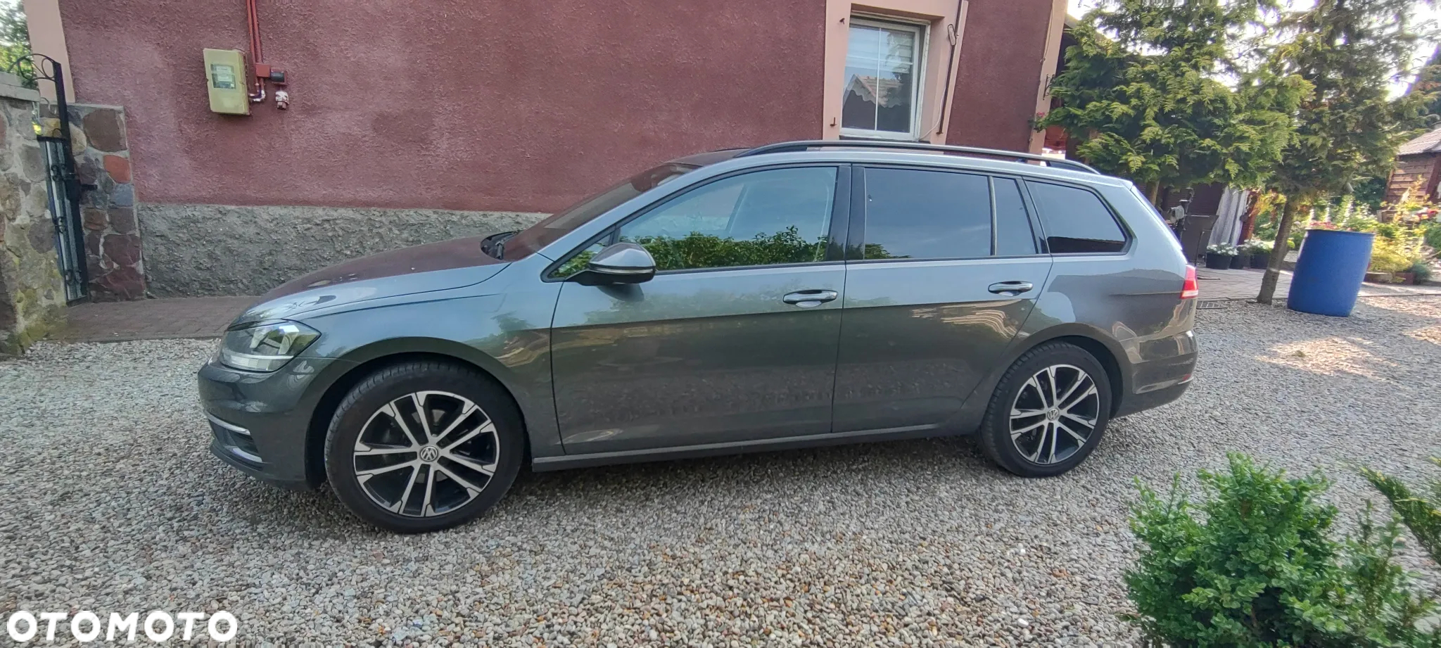 Volkswagen Golf - 14