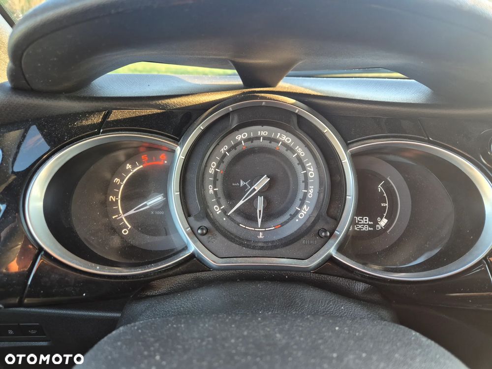 DS Automobiles DS 3 - 12