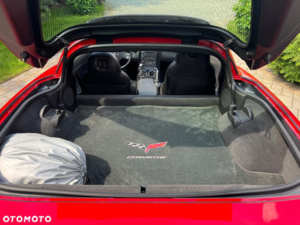 Chevrolet Corvette - 19