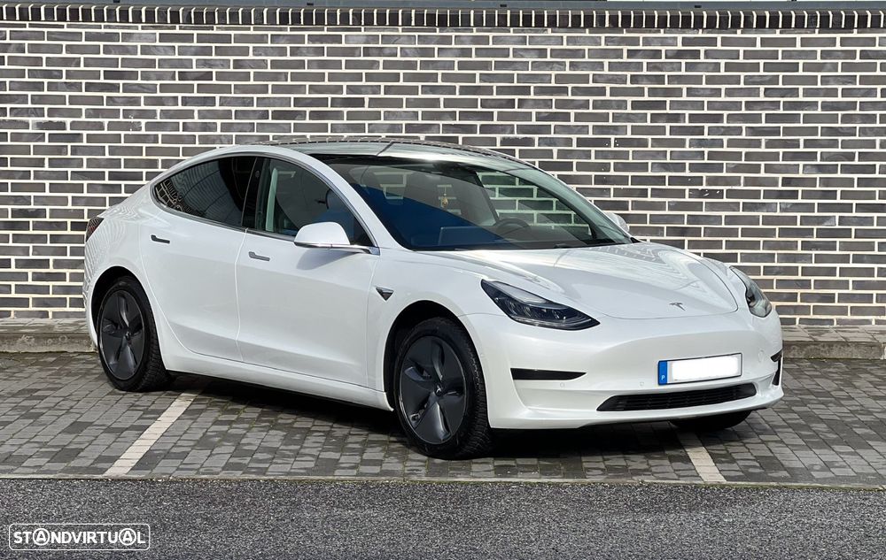 Tesla Model 3 Standard Range Plus RWD - 2