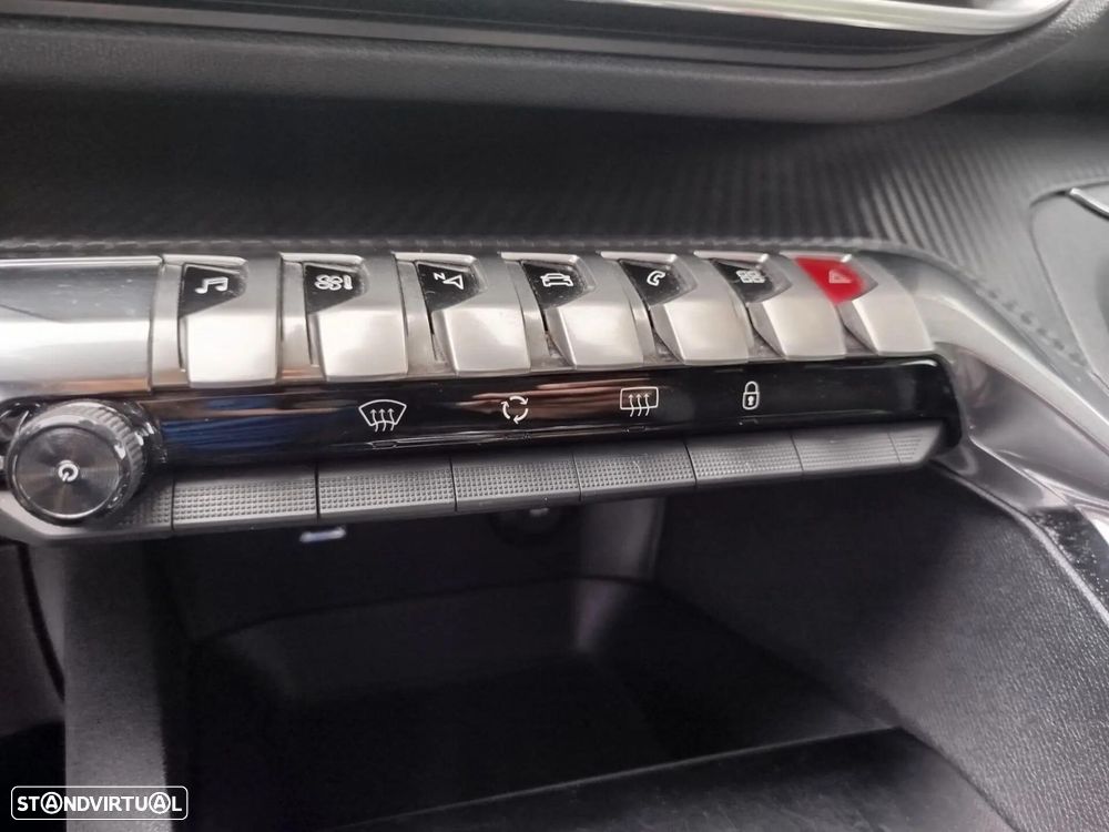 Peugeot 5008 BlueHDI 120 EAT6 Stop & Start Allure - 24