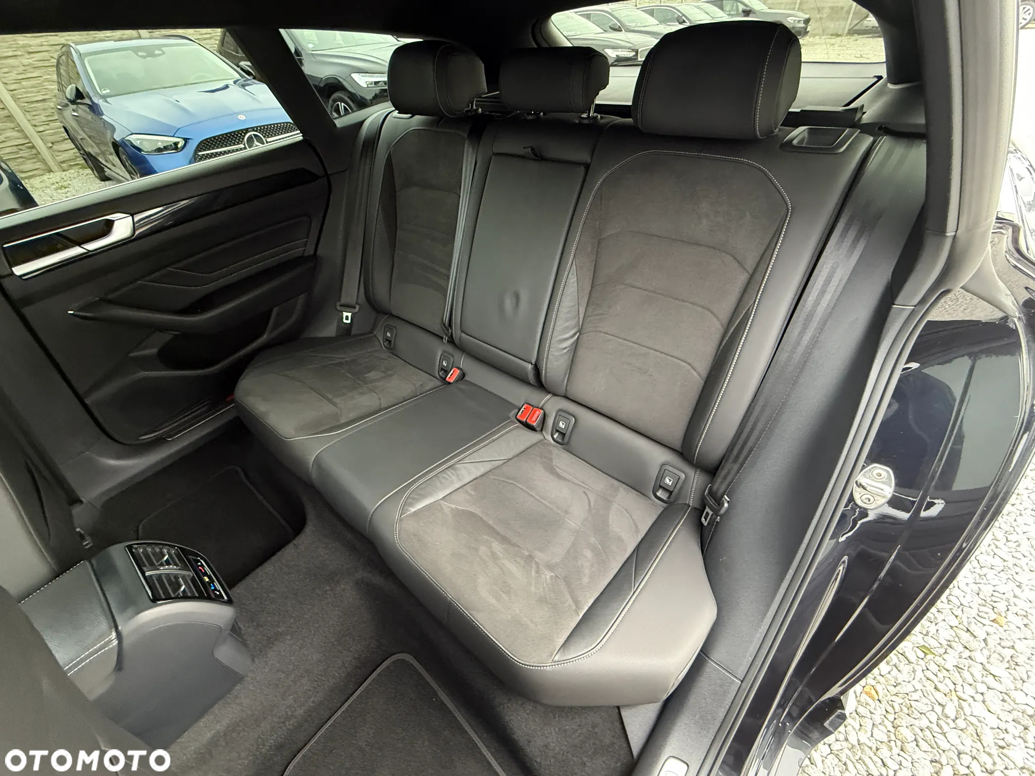 Volkswagen Arteon Shooting Brake 2.0 TDI SCR 4Motion DSG R-Line - 31