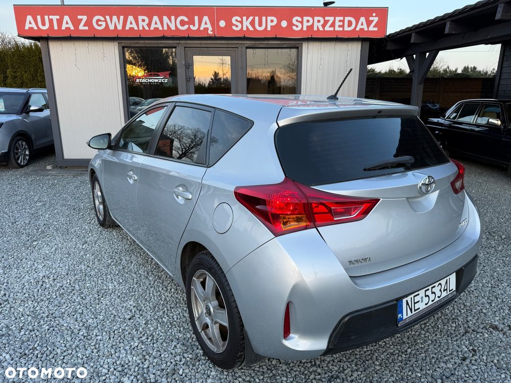 Toyota Auris 1.33 VVT-i Active - 4