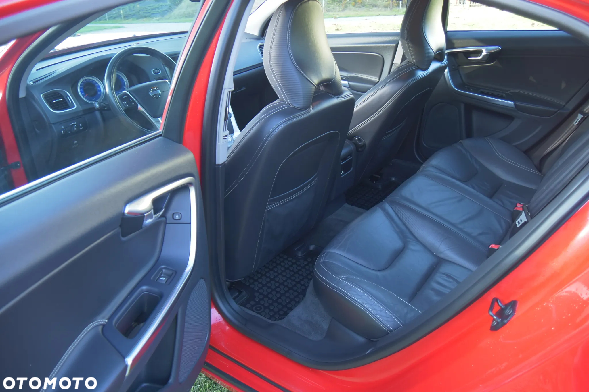 Volvo S60 T6 AWD Geartronic RDesign - 13