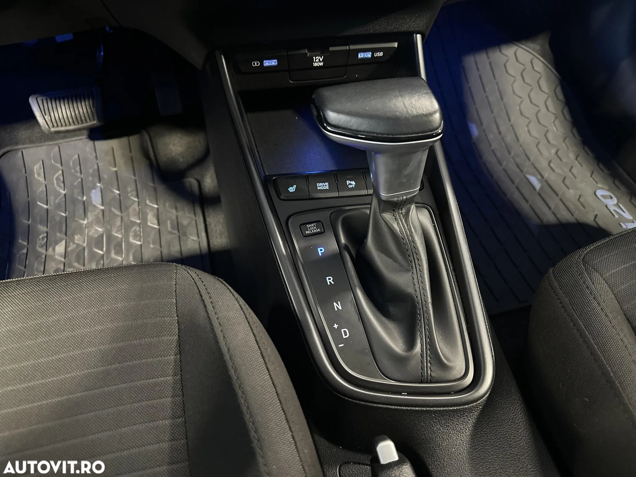 Hyundai i20 - 18