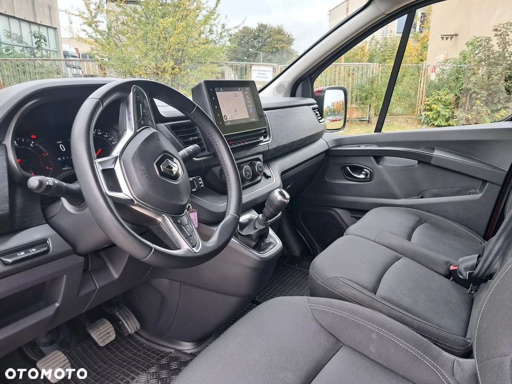 Renault Trafic - 11