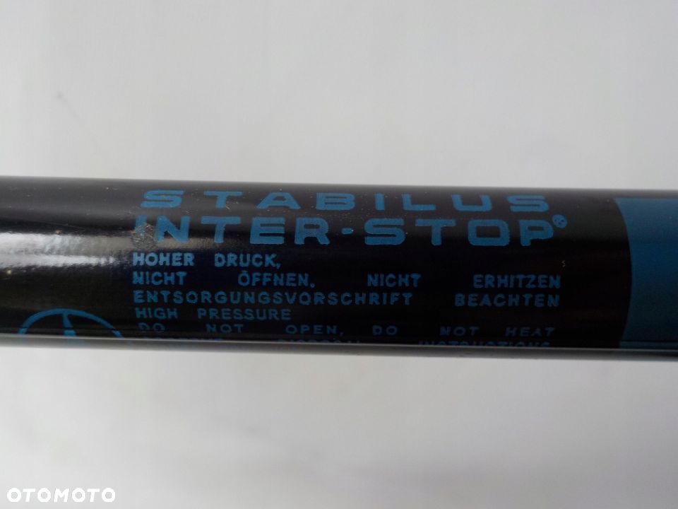 MERCEDES E C KLASA W212 W204 SIŁOWNIK MASKI NOWY O - 2