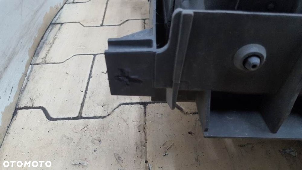 CHŁODNICA WENTYLATOR KOMPLET C4 PICASSO 2.0 HDI - 10