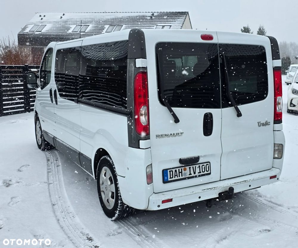 Renault Trafic Passenger Pack Clim - 4