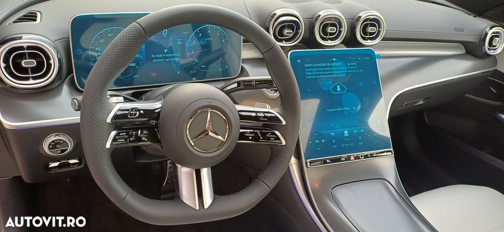 Mercedes-Benz C - 12