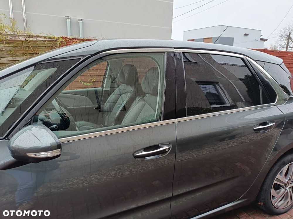 Citroën C4 Picasso e-HDi 115 Exclusive - 15