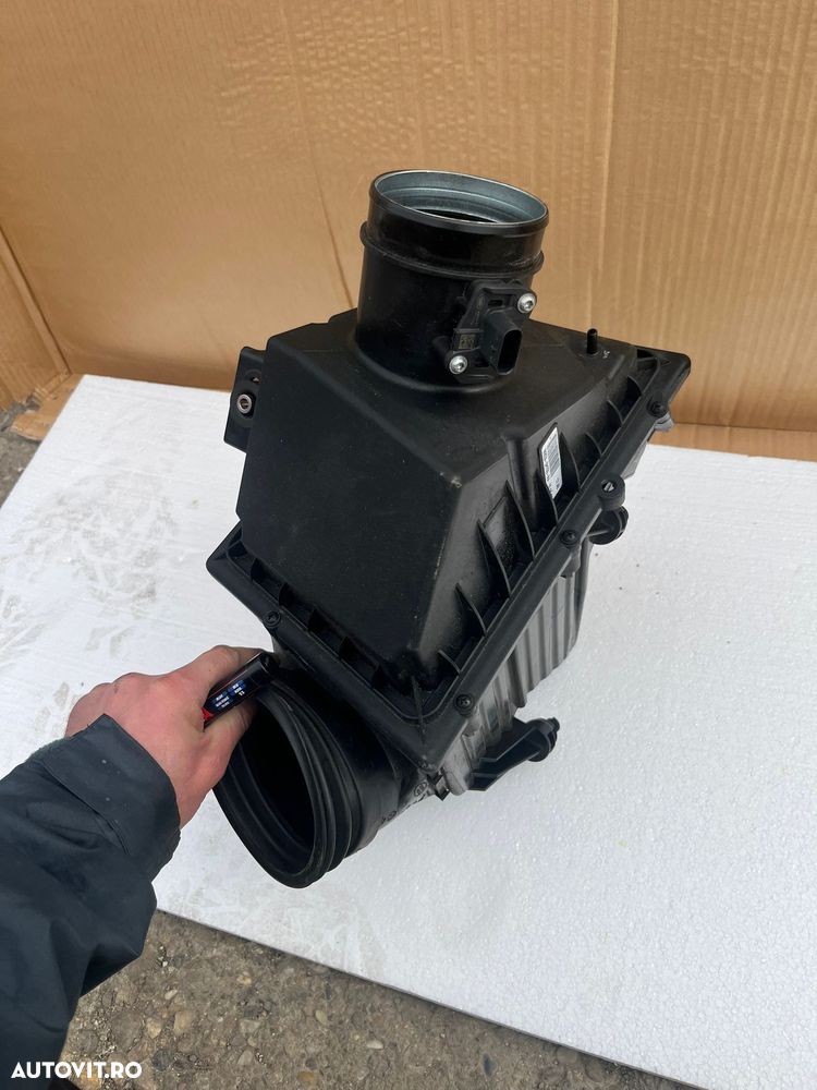 Carcasa filtru aer cu debitmetru EVOQUE L551 2.0 diesel an 2019-2026 cod M8D2-9H709-AA - 1