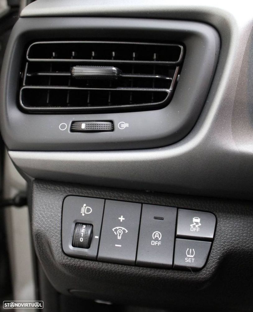 Kia Rio 1.0 T-GDi Wave - 13